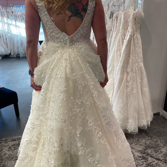 Martina Liana custom wedding dress, style 1325 - Picture 16 of 17